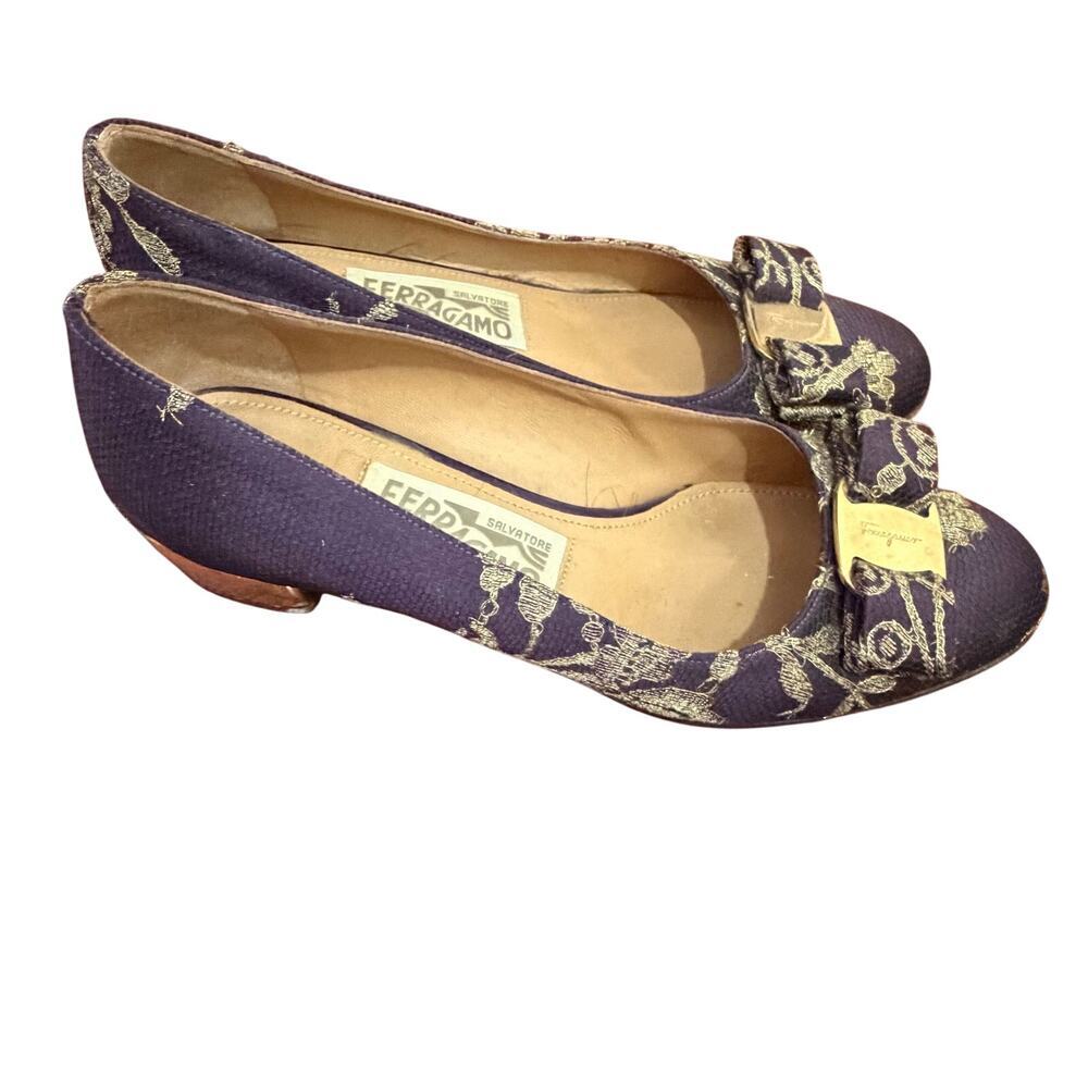 Authentic Vintage 90s Ferragamo Purple & Gold Brocade Vara Bow Heels Sz 6 Y2K